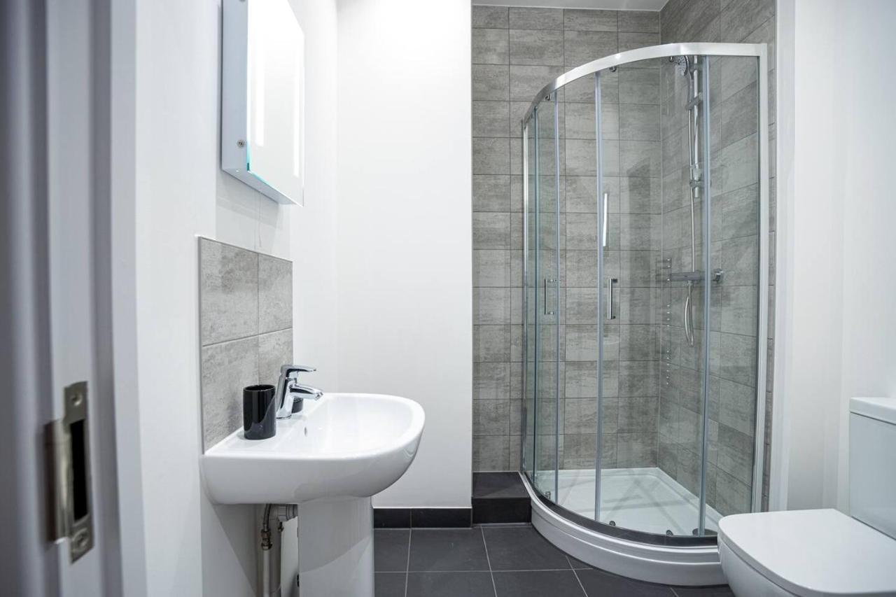 Bayard Apartments 2 Bedroom City Centre Apartment بيتربرو المظهر الخارجي الصورة